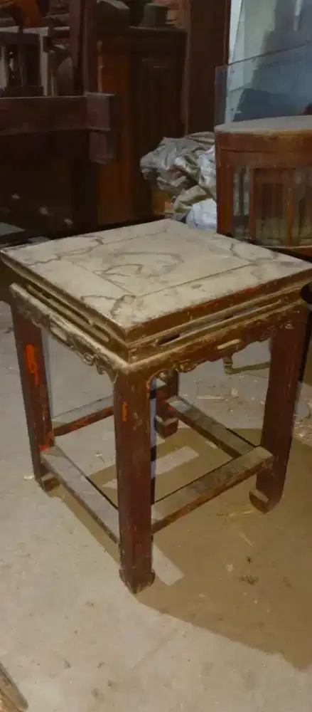 Meja rendah antik Cina