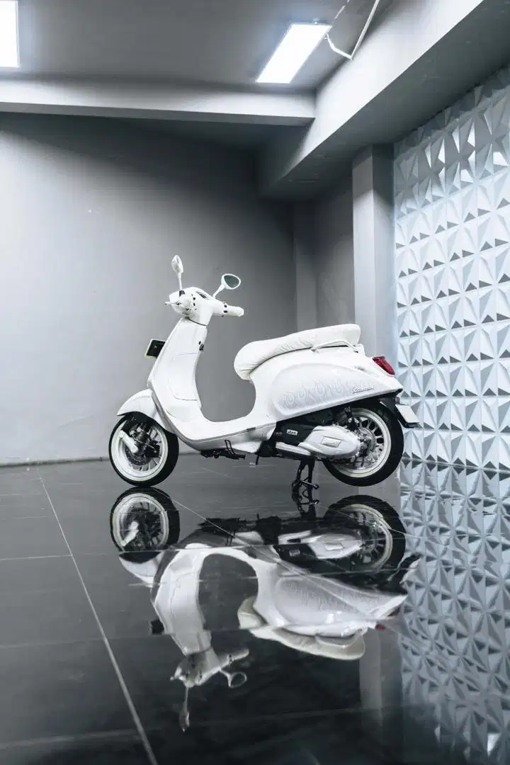 Vespa Langka‼️Vespa Sprint Justin Bieber 2022 Like New 600 perak