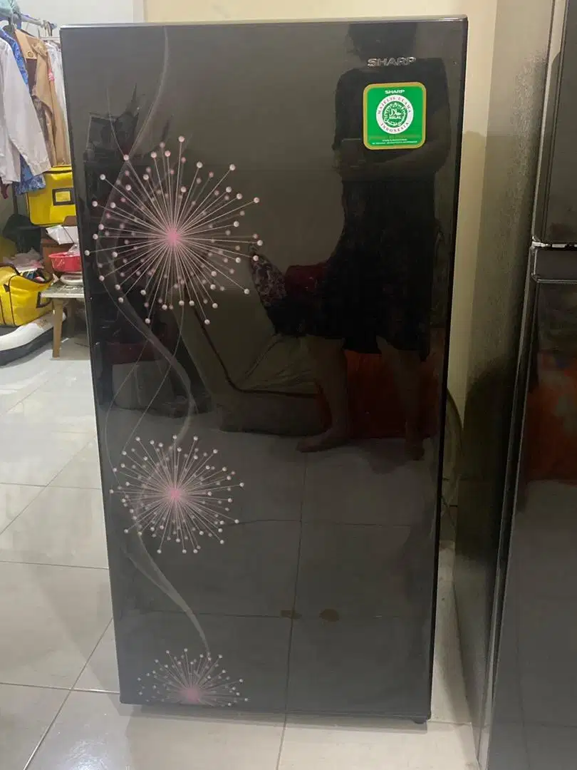 Dijual kulkas sharp 1 pintu