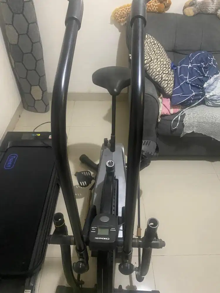 DIJUAL MURAH : SEPEDA STATIS KINETIC