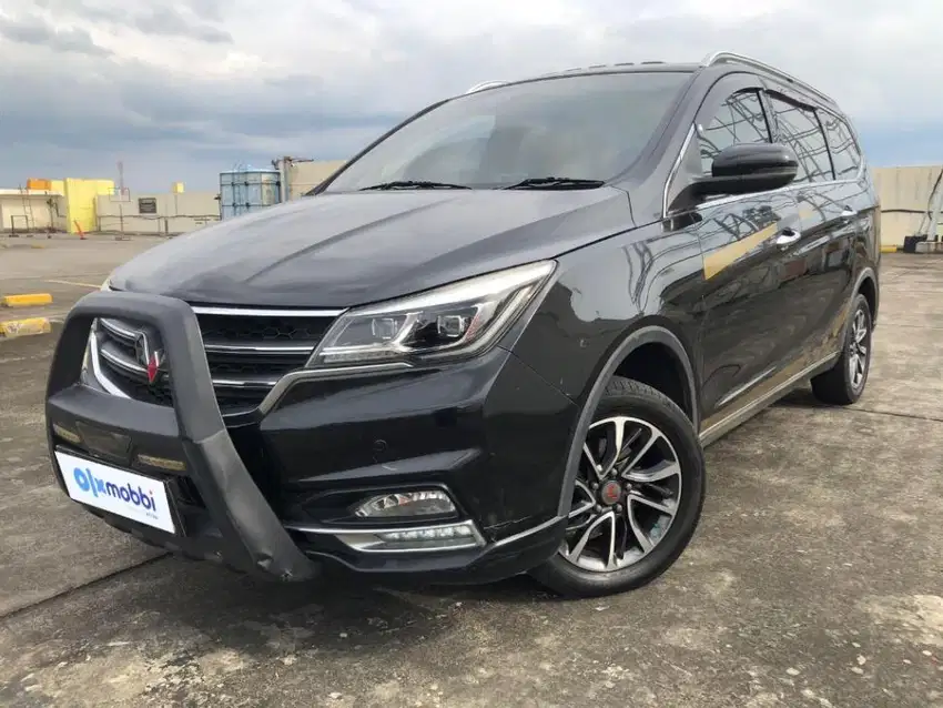 [OLXMOBBI] Low Angs Wuling Cortez 1.8 L Lux Plus Bensin-AT 2018 SYS