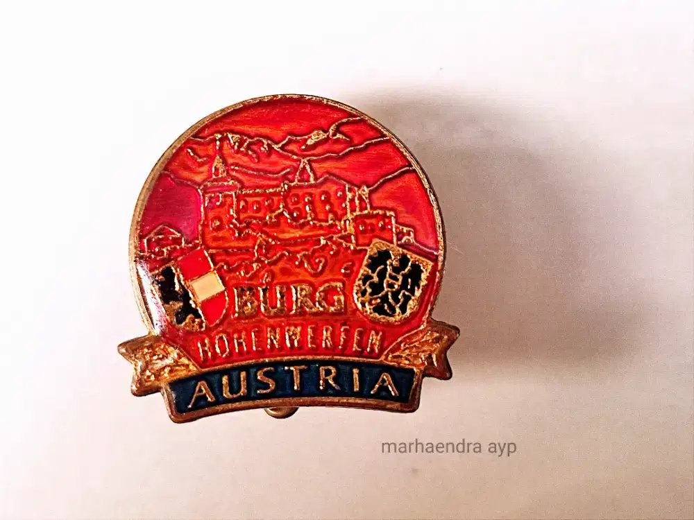 Bros pin eropa vintage