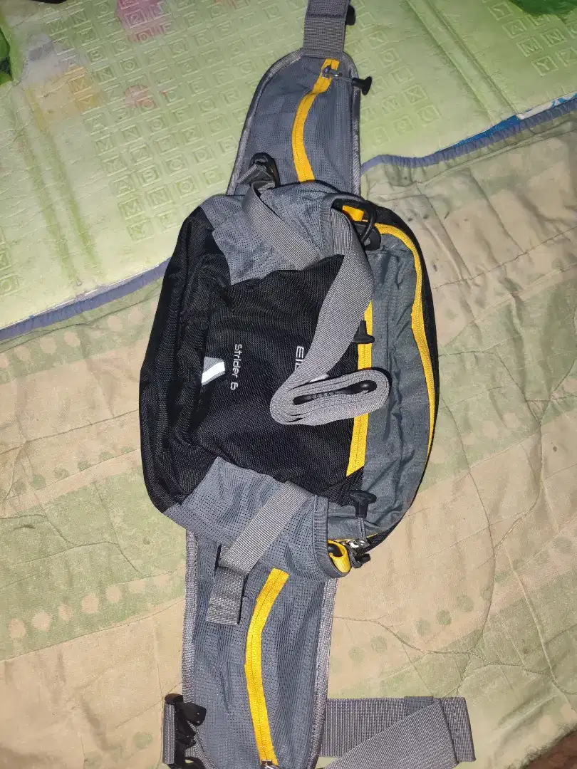 tas slempang Eiger strider 6