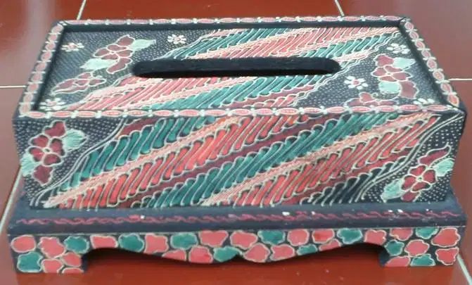 Box Tisu Kayu Batik
