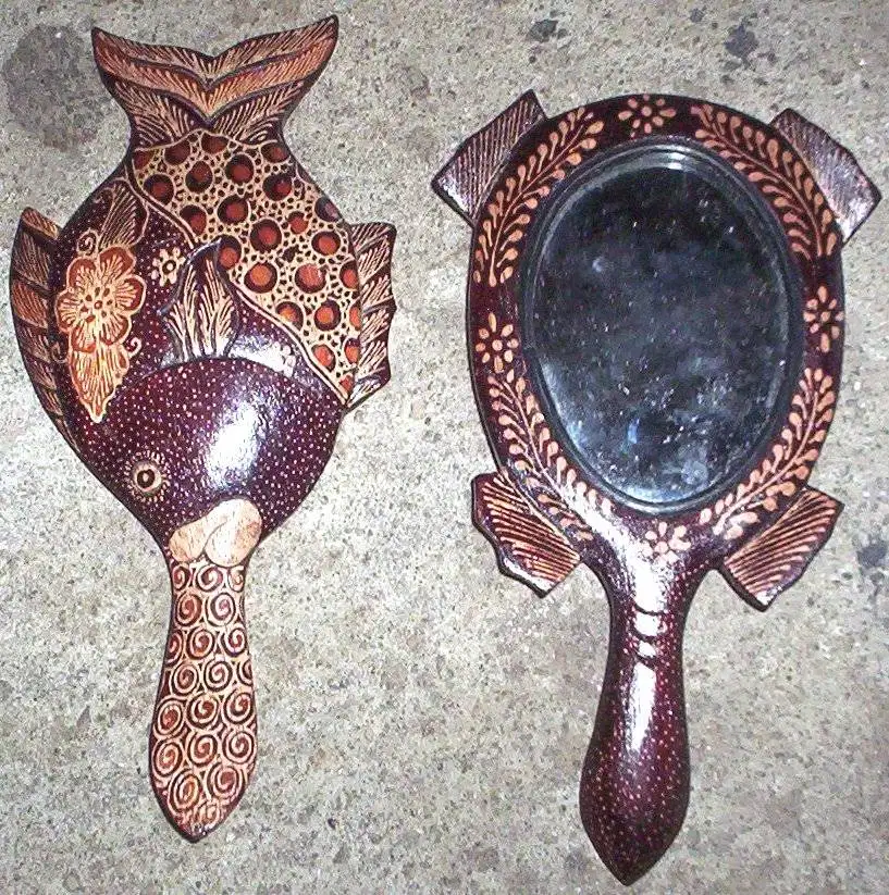 Aneka Kerajinan Kayu Batik