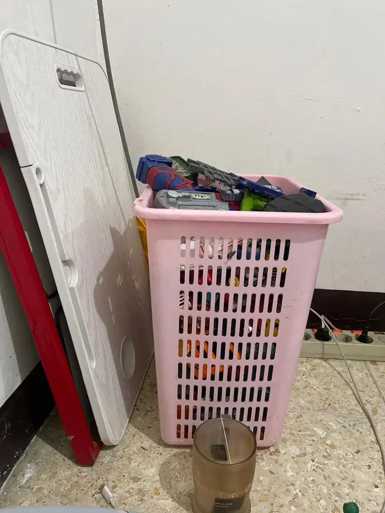 dicari ART nginap untuk beres beres rumah