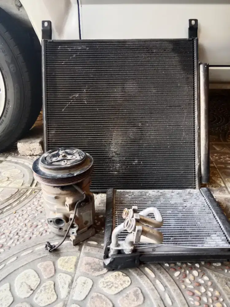 Kompresor, evarator, kondesor,  magnet clout mobil APV