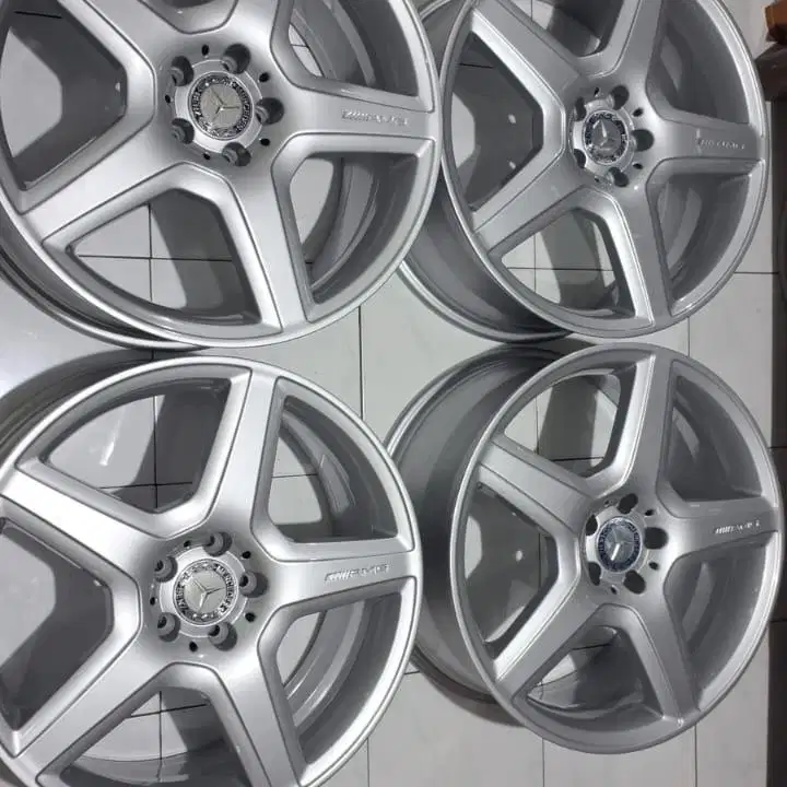 Velg AMG Style III 3 R20 mulus original part number