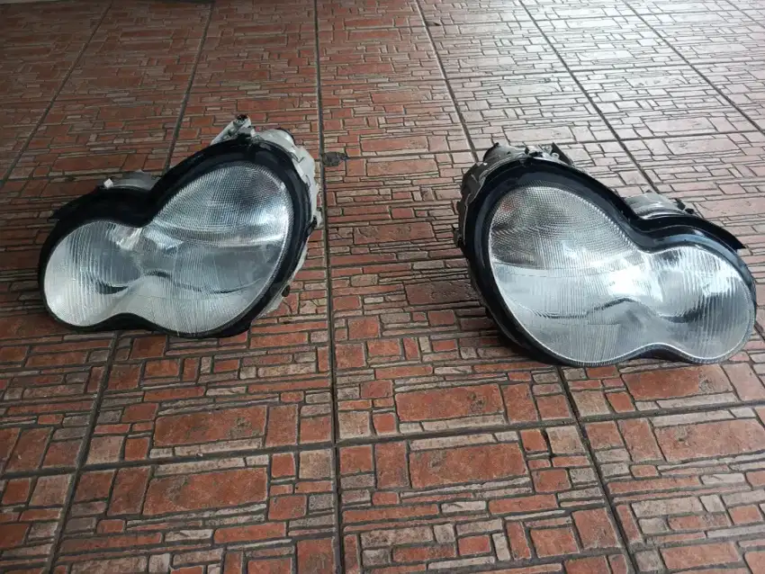 Headlamp Mercy C Class Lampu depan