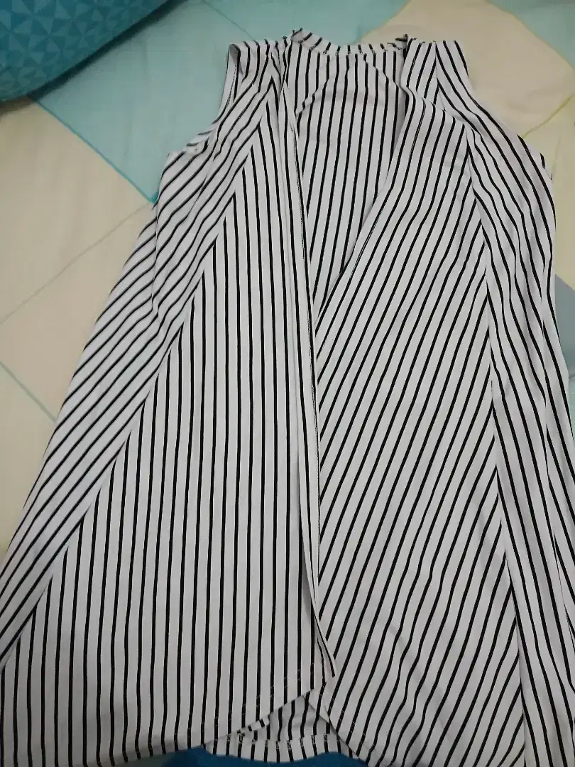 OUTER MIDI STRIPPED