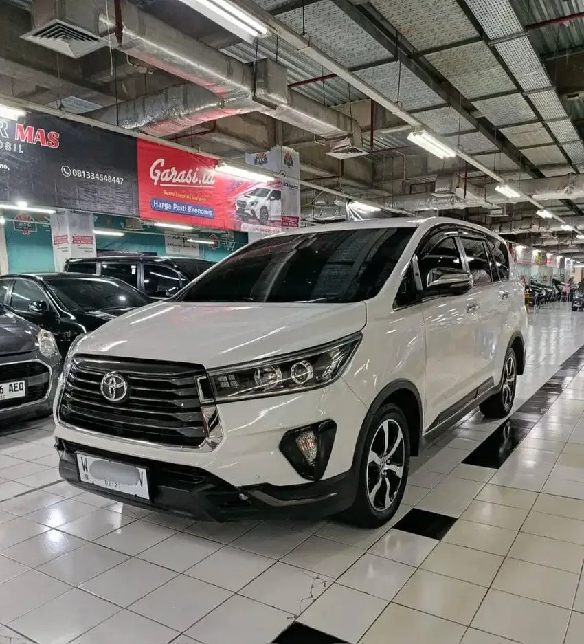 innova venturer 2022 diesel matic KM 40rb dp minim