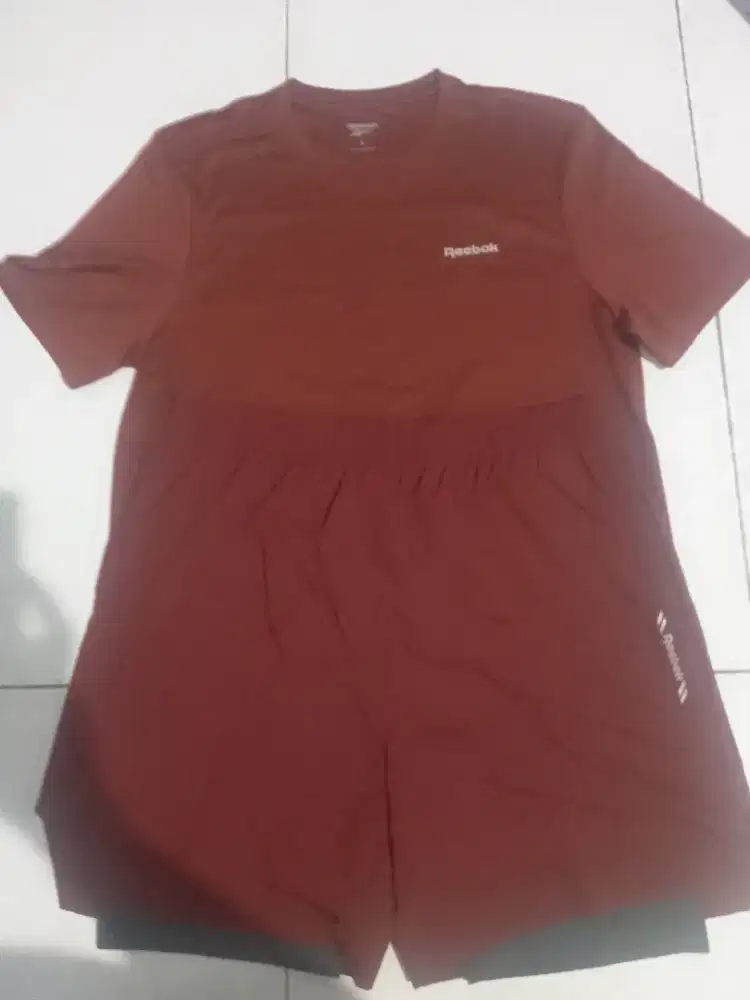 Satu set Jersey Reebok original