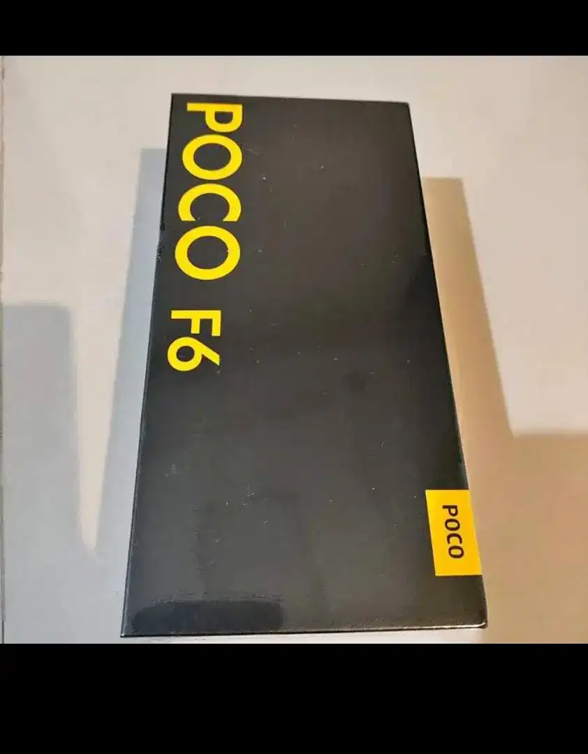 POCO F6 12/512GB