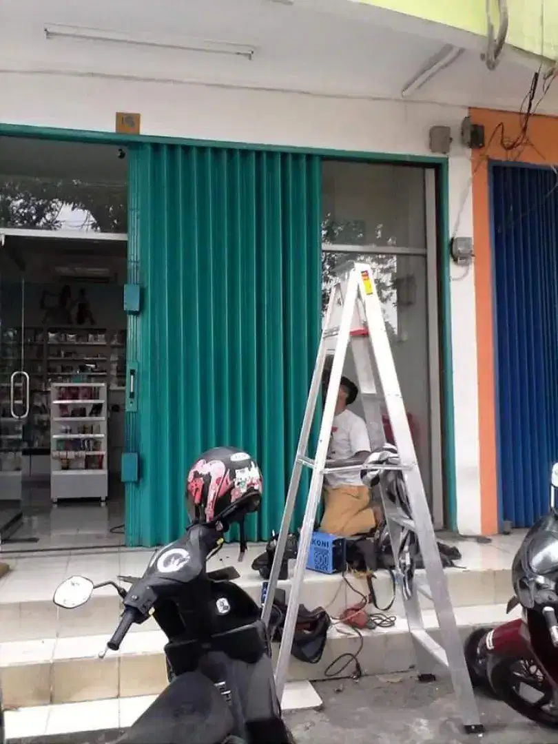Tukang rolling door folding gate panggilan