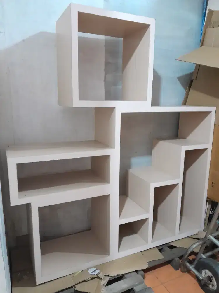 Jual meja pajangan sepatu/tas