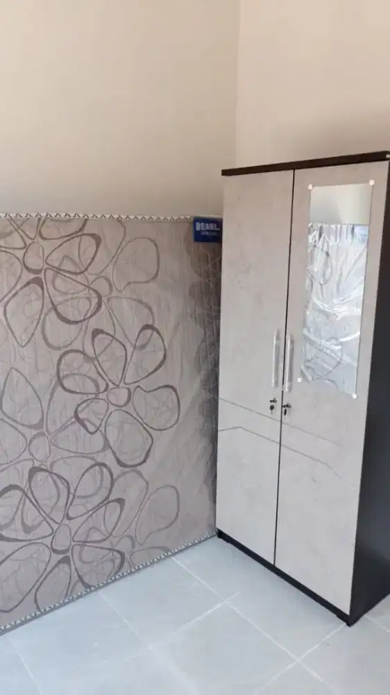 Ready Set Lemari Pakaian Dan Springbed Uk 160