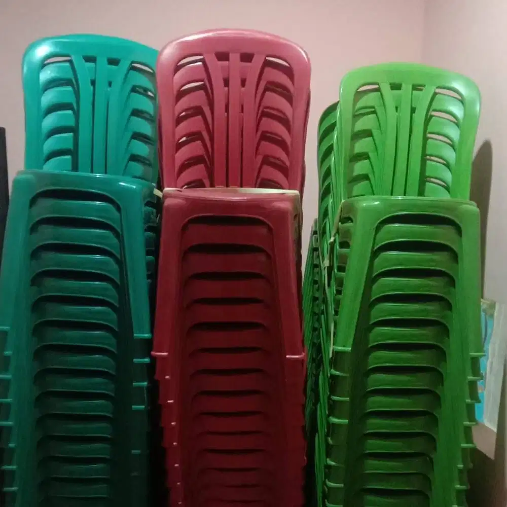 Kursi Plastik Murah / Kursi Plastik untuk persewaan teropan