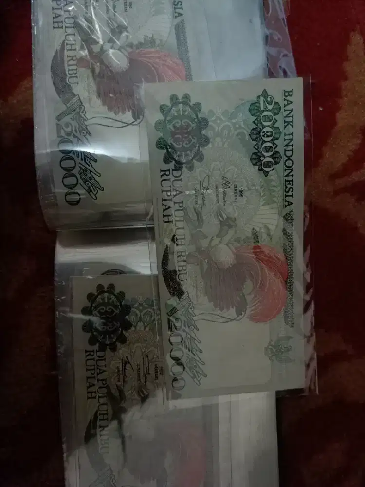 uang kuno 20 ribu cendrawasih