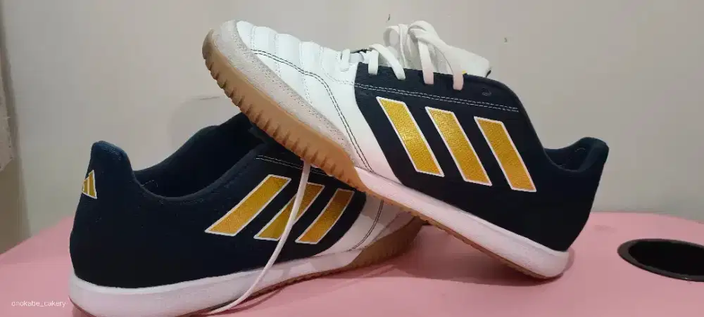Sepatu Adidas futsal
