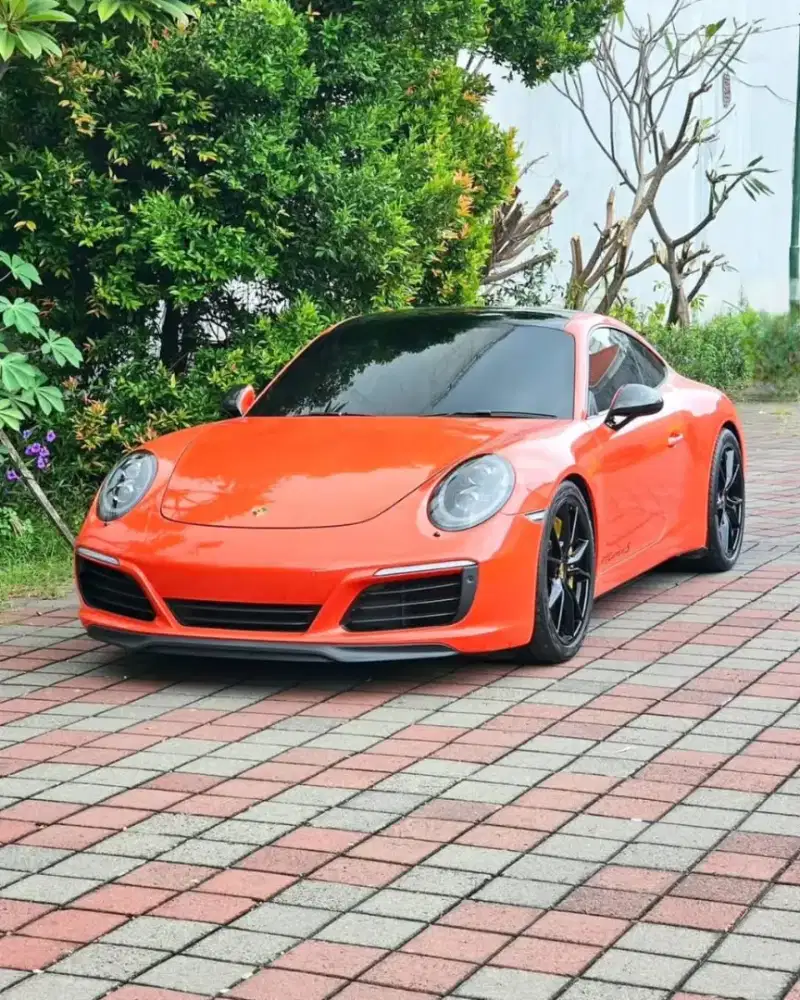 ODO 14RBU PORSCHE 911 CARRERA S 2016 LAVA ORANGE UNIT ISTIMEWA