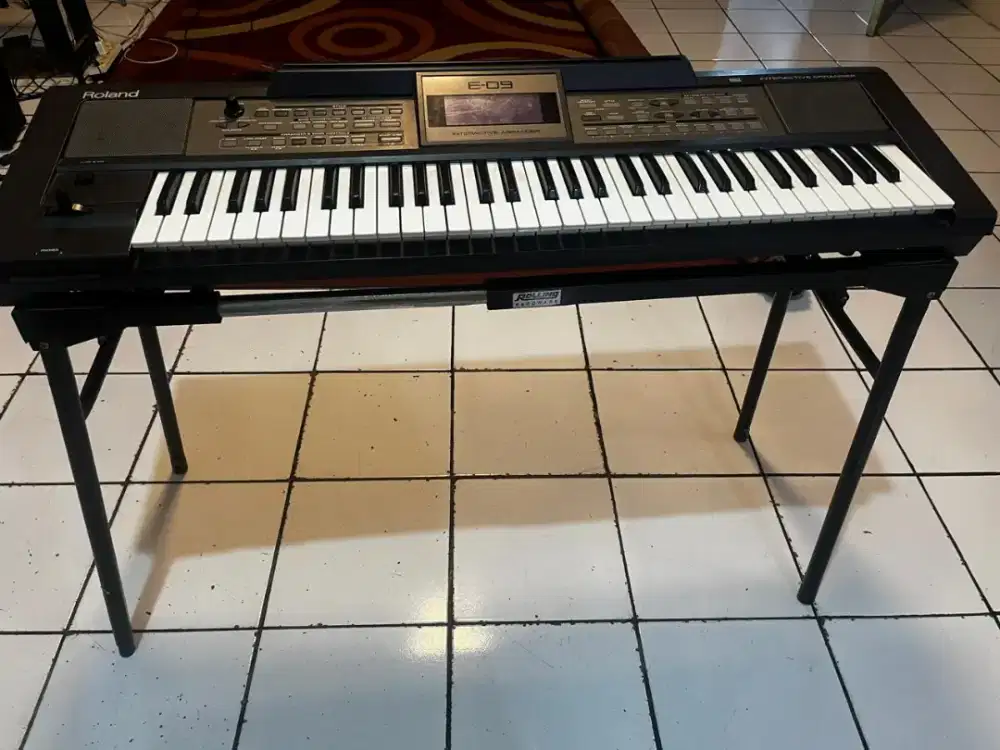 Dijual Cepat Roland E 09 bu