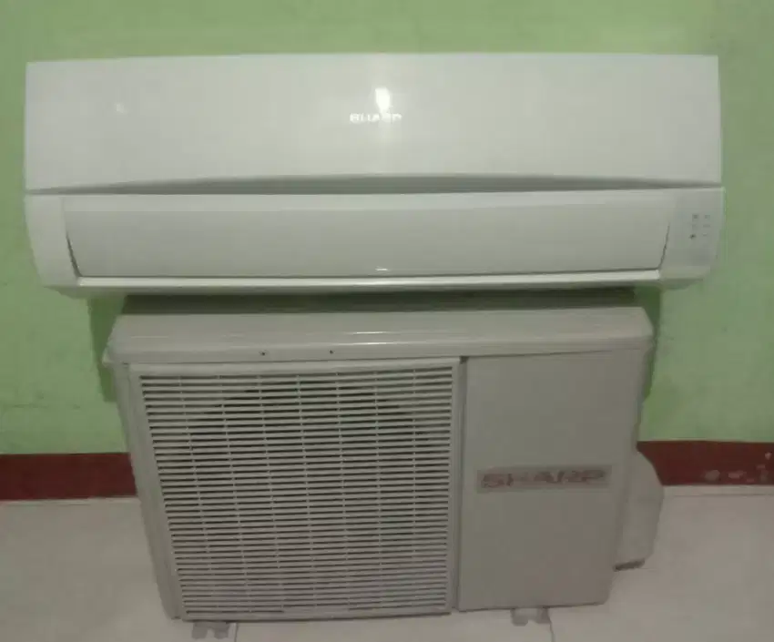 Ac seken merk Sharp 1/2pk low 330wat