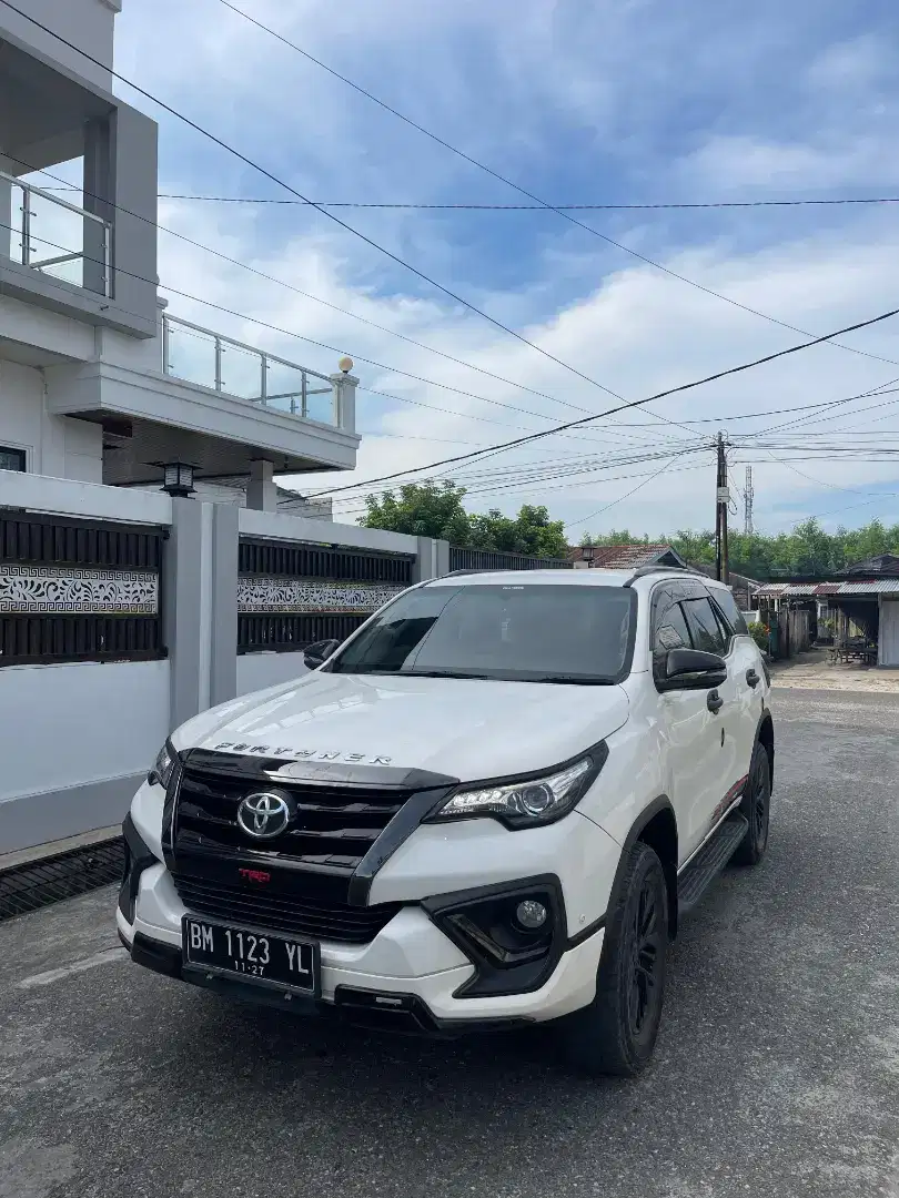 Fortuner VRZ TRD Kick Sensor