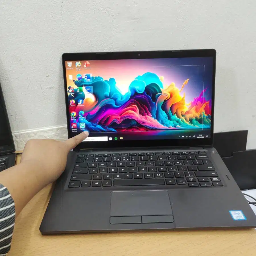 Laptop Dell Latitude 5300 2in1 Core i5 Gen 8 RAM 8/256GB 14inc D-SKI