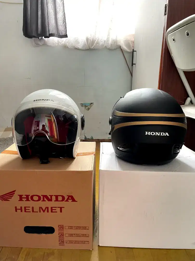 HELM HONDA SCOOPY BARU 2 UNIT
