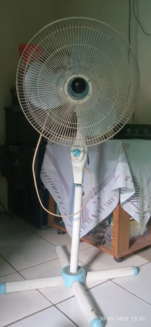 Kipas angin berdiri maspion 16 in normal jaya