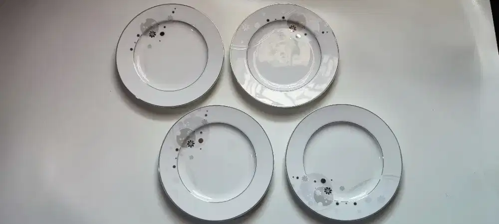 Piring set 14 pcs dinner set merk appetite