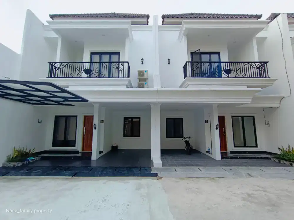 Rumah  Promo kitchen sett. AC daikin 2 Unit. BPHTB. Ajb. Biaya notaris