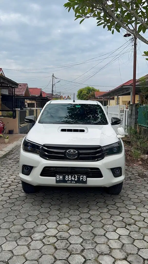 Hilux Double Cabin G Manual 2KD
