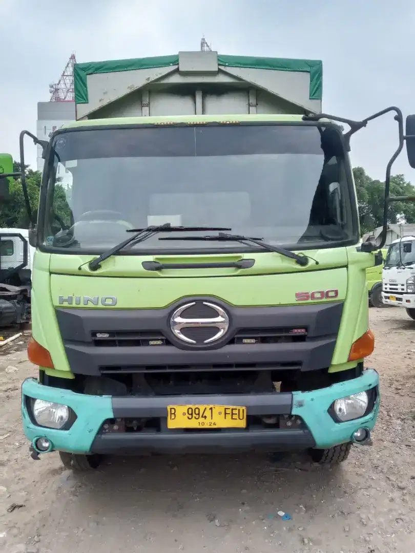 HINO WINGBOX FL235JW 2019 TRONTON 6X2 TGN1 ORIGINAL SIAP KERJA MANTAP