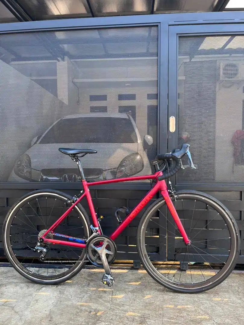 Polygon Strattos 2022 Red M upgrade