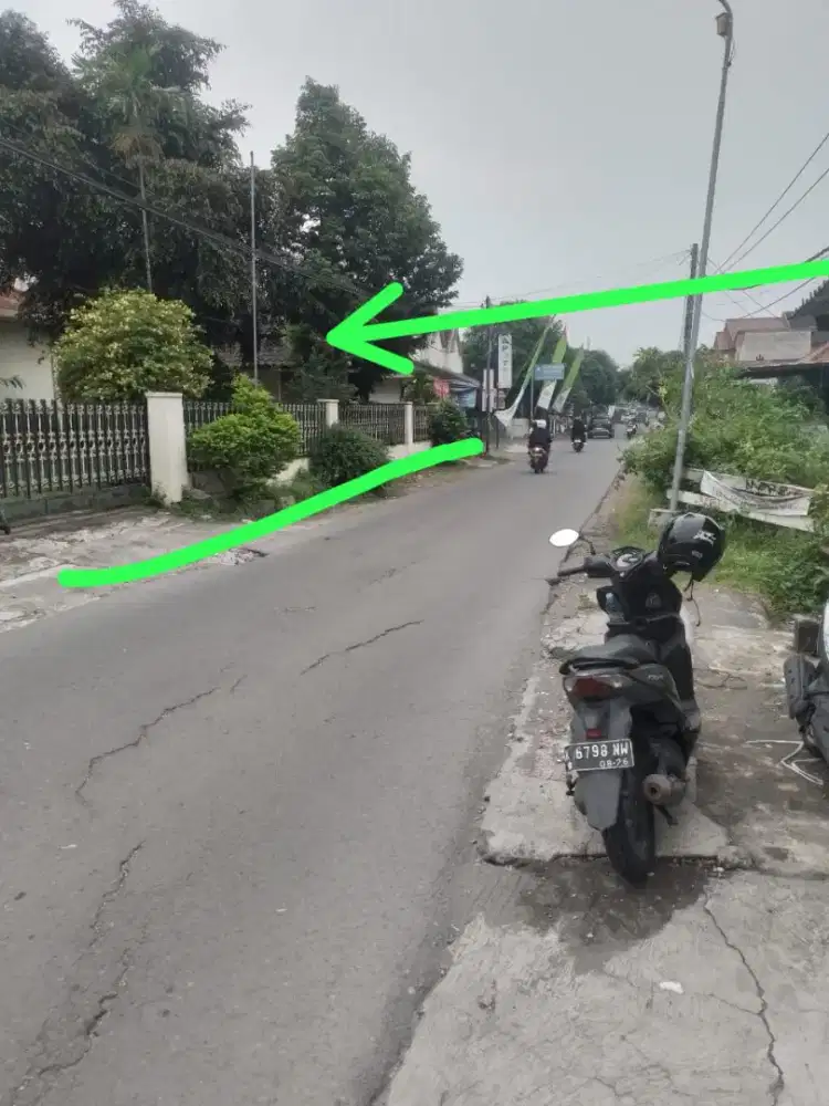 Rumah lawas bonus tanah luas bagus buat cafe dekat Timoho,JEC, UIN