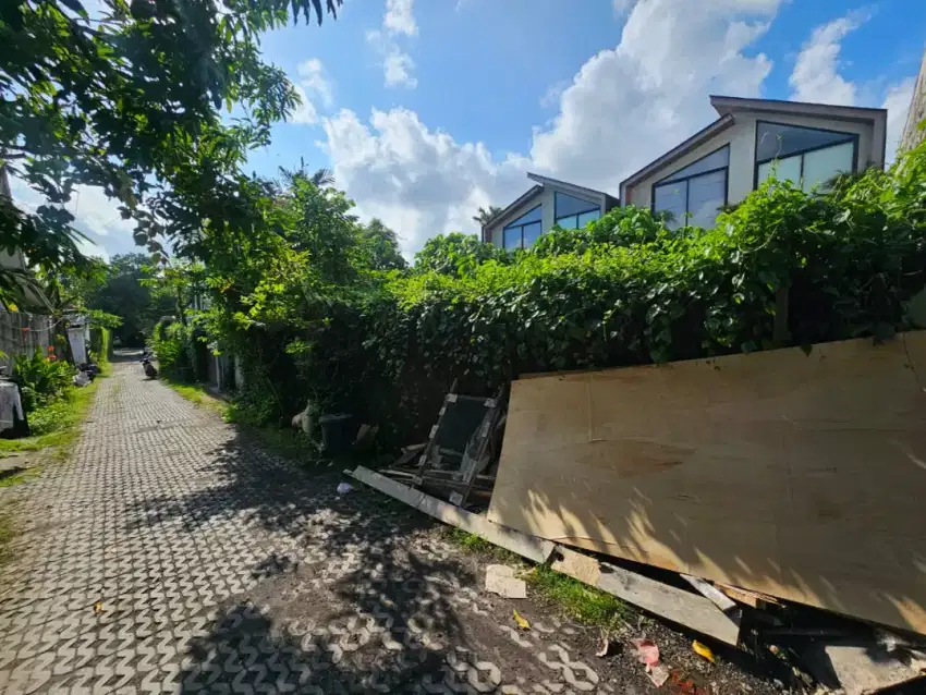 Tanah 170m2 Di Tumbak Bayuh Pererenan bali