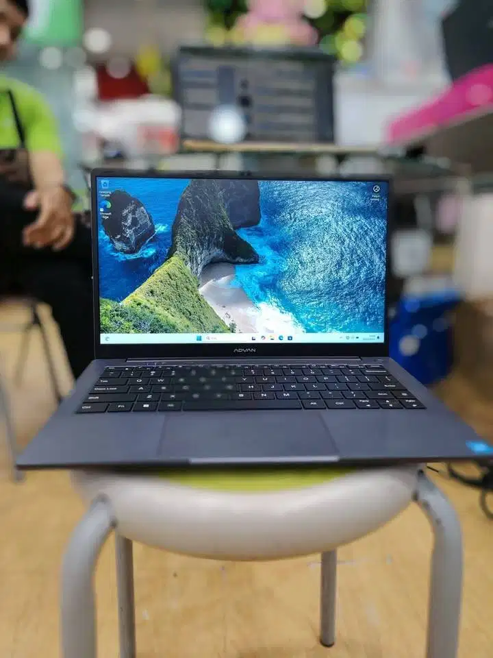 PROMO BACK TO SCHOOL Laptop Advan Tbook N100 8GB/128GB