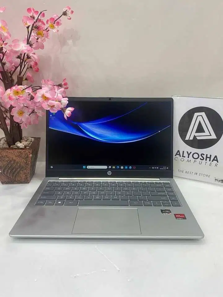 HP 14 em0320AU/Ryzen 3 7320U/8GB/512GB/14″ FHD/Win 11 + OHS 2021