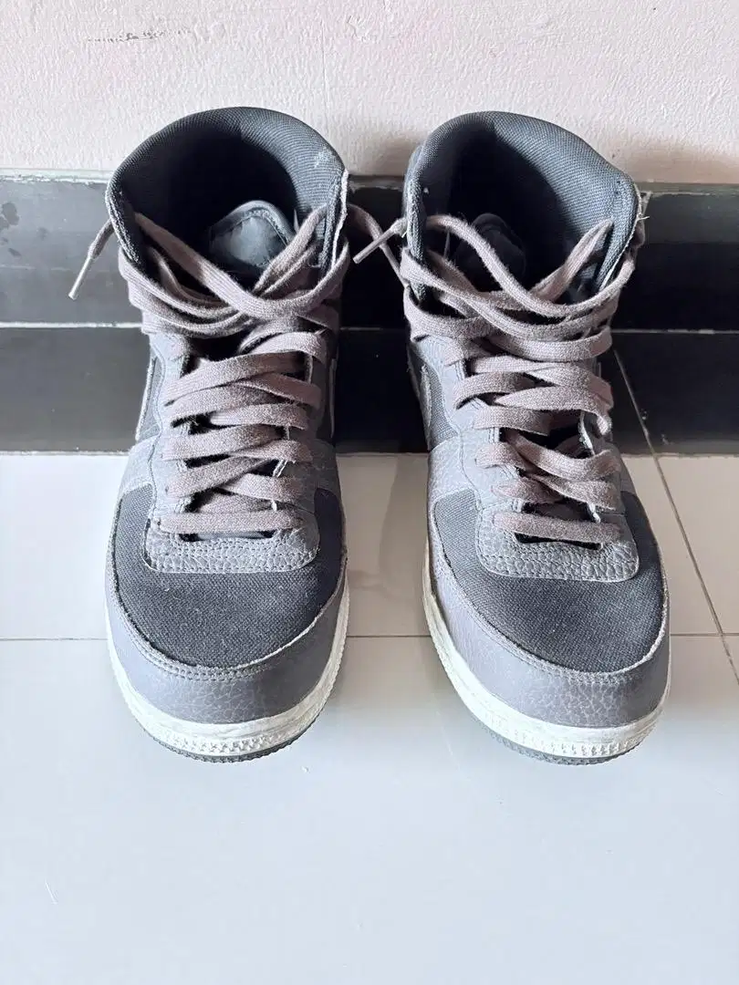 Nike Terminator Hight SE Size 43