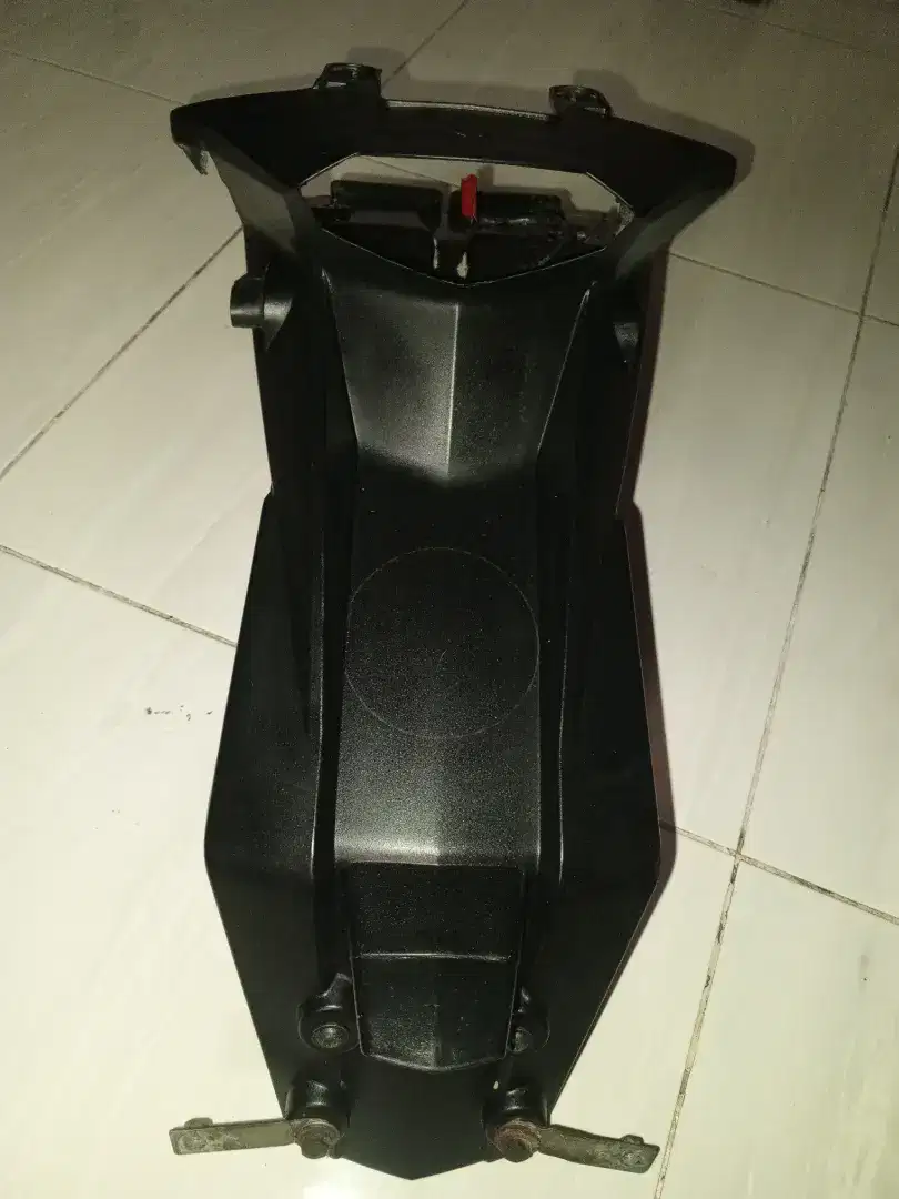 slebor belakang KTM Duke 200 orisinil