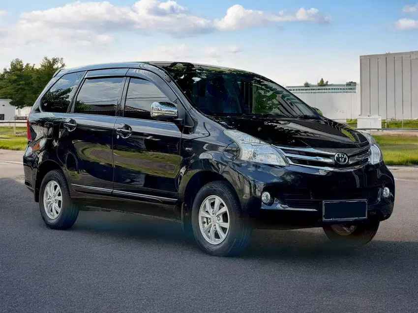 Toyota Avanza G Mt 2015 km +/- 66.000