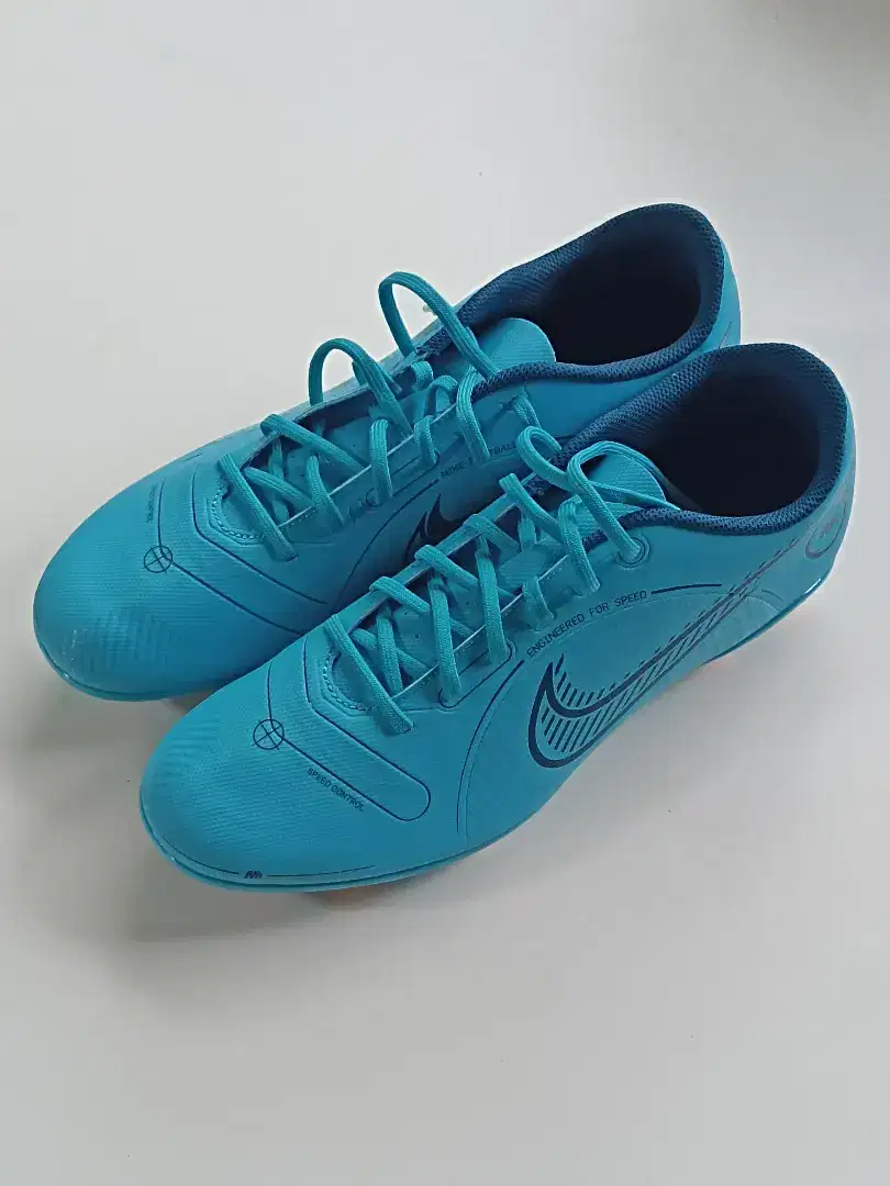 Sepatu Bola Nike Vapor 14 Club