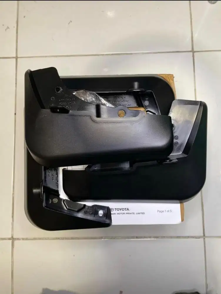 Mud Guard Original Toyota Zenix  (Non Modelista)
