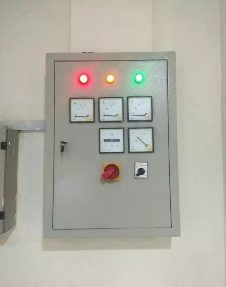 Tukang listrik panggilan