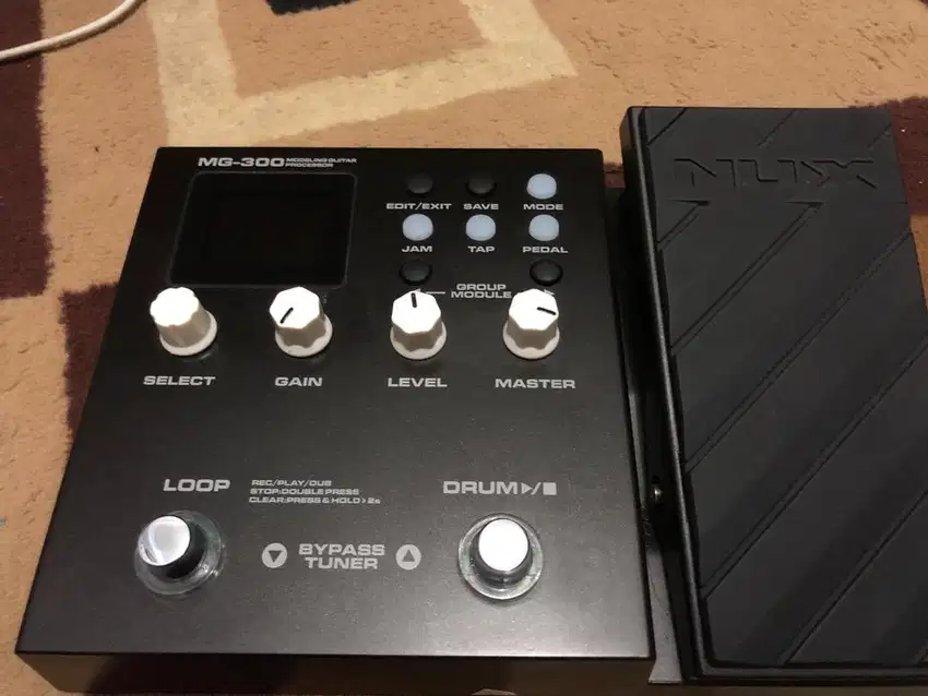 Multi Effect Nux MG-300
