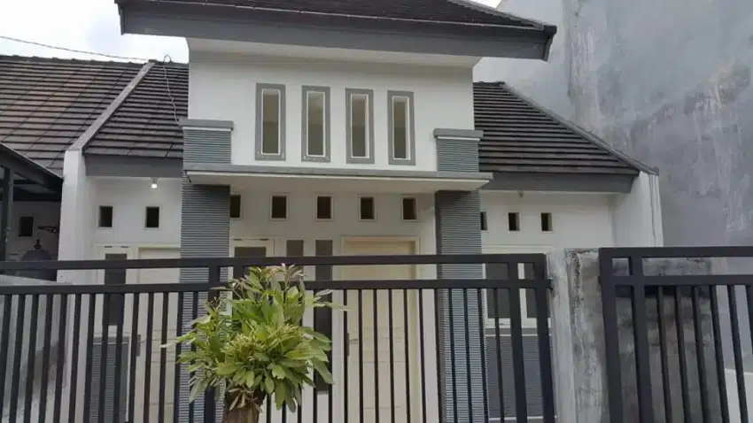 Rumah Bagus Murah dekat Pintu Tol Malang