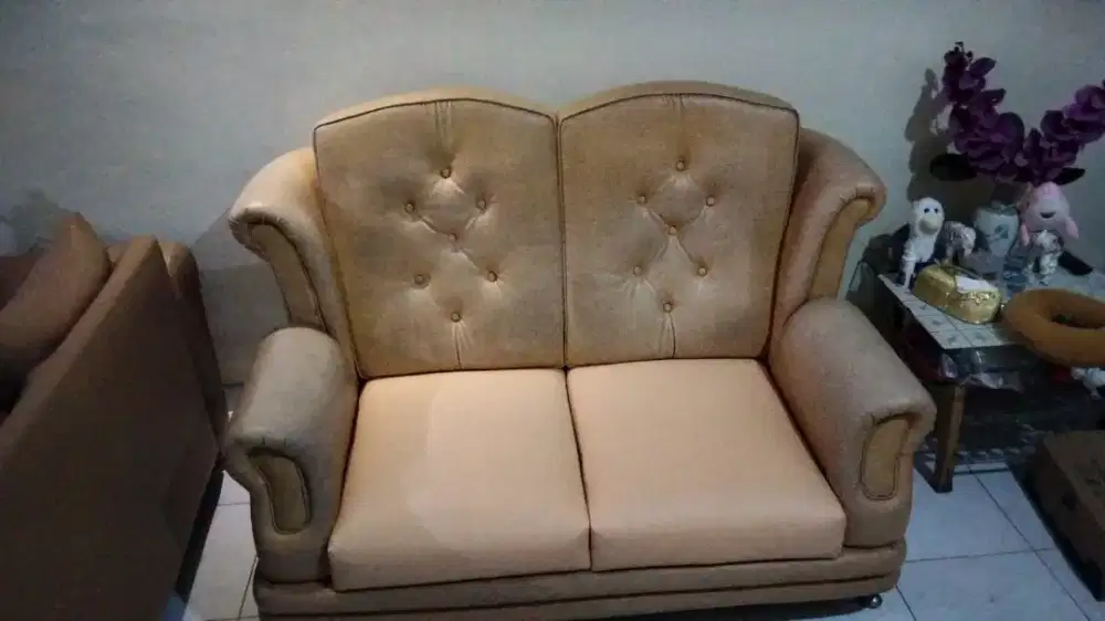 Service sofa dan costume sofa