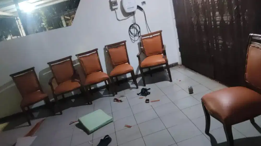 Service sofa dan costume sofa