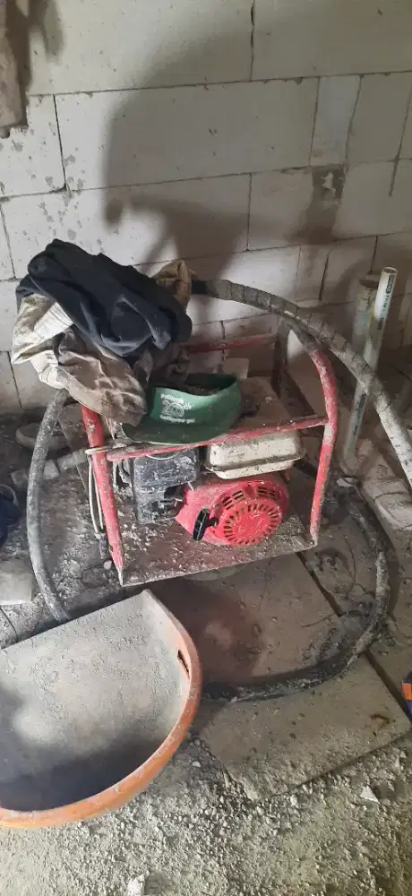 Vibrator Beton Mesin